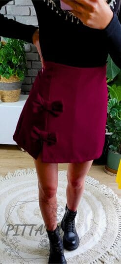 Spódniczko-spodenki z kokardkami 1