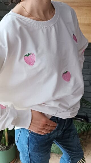 Bluza z truskawkami 3