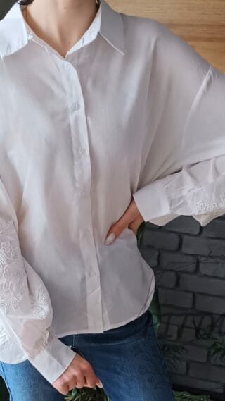 Koszula biała zdobiona 4